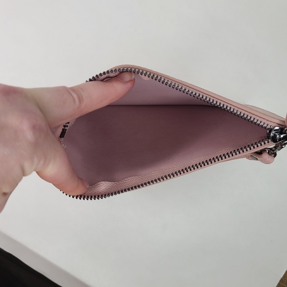Blush Pink Clutch Bag Wristlet - Picture 4 of 11